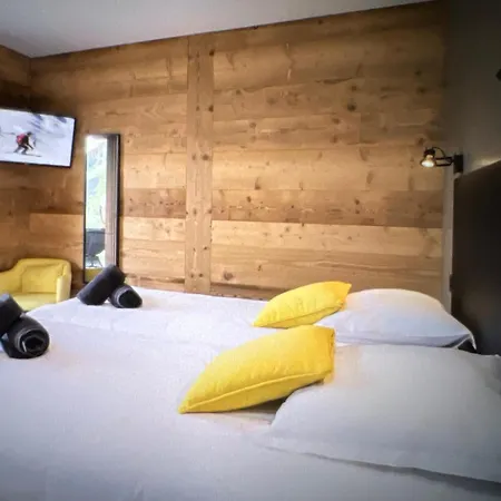 Charming Chalet Near Slopes & Sauna Сasa de vacaciones